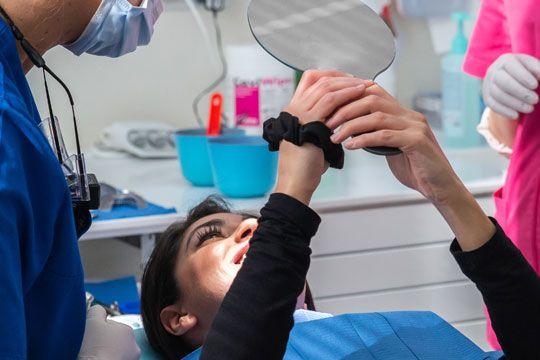 Dental veneers in Dubai - Porcelain Veneers | The Champs-Elysées Clinic